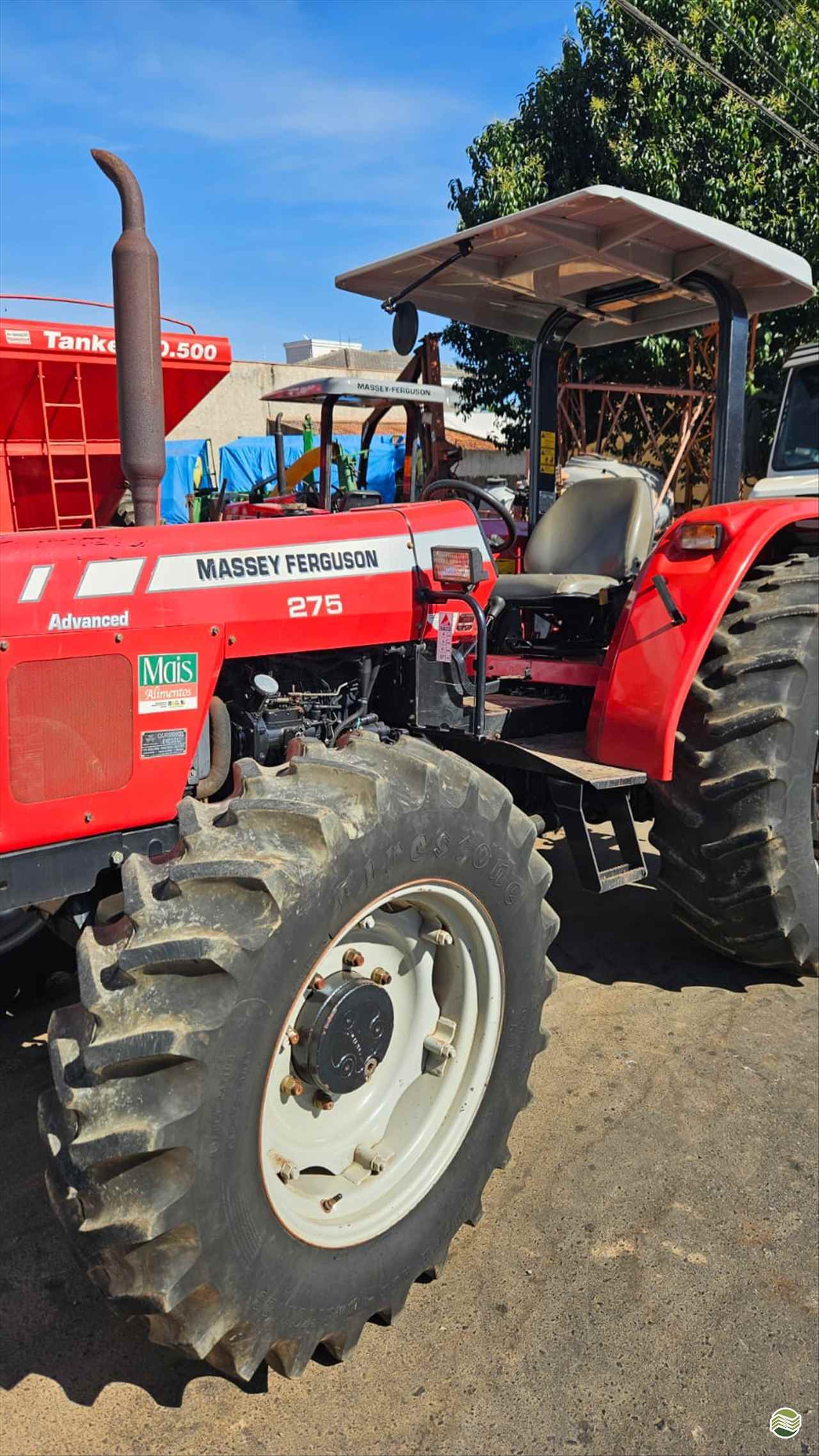 TRATOR MASSEY FERGUSON MF 275 Tração 4x4 Makes - São Miguel SAO MIGUEL ARCANJO SÃO PAULO SP
